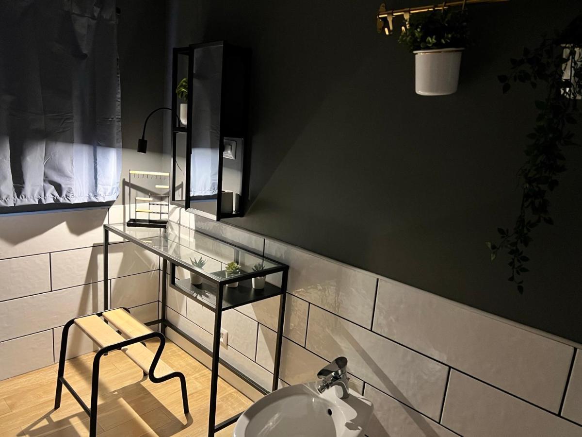 Palazzo Berardi Bed & Breakfast Taranto Bagian luar foto