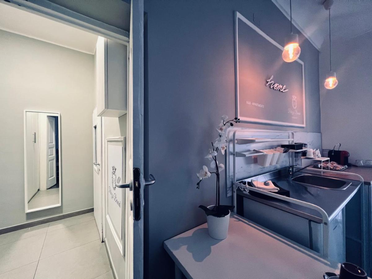 Palazzo Berardi Bed & Breakfast Taranto Bagian luar foto