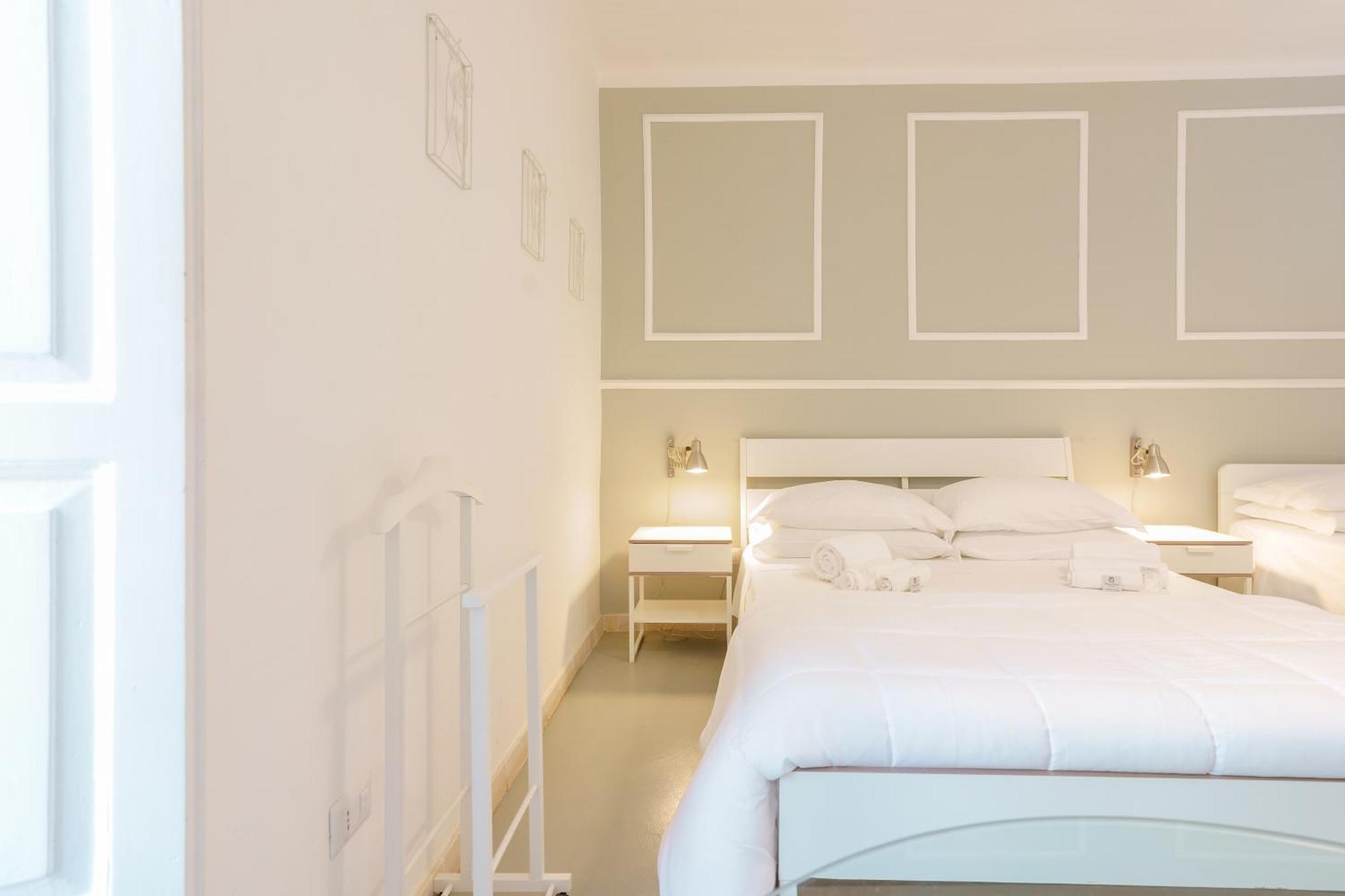 Palazzo Berardi Bed & Breakfast Taranto Bagian luar foto