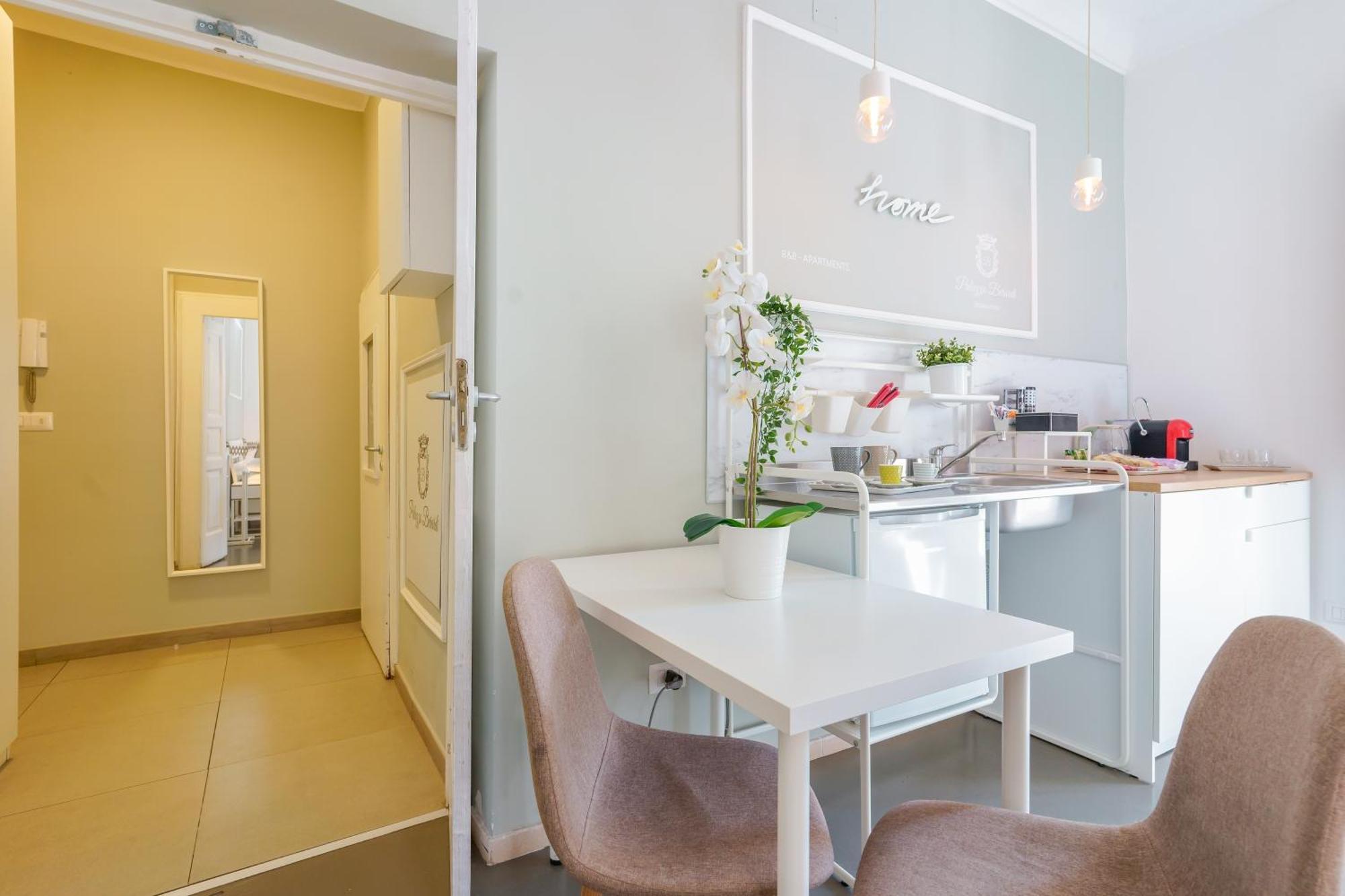 Palazzo Berardi Bed & Breakfast Taranto Bagian luar foto
