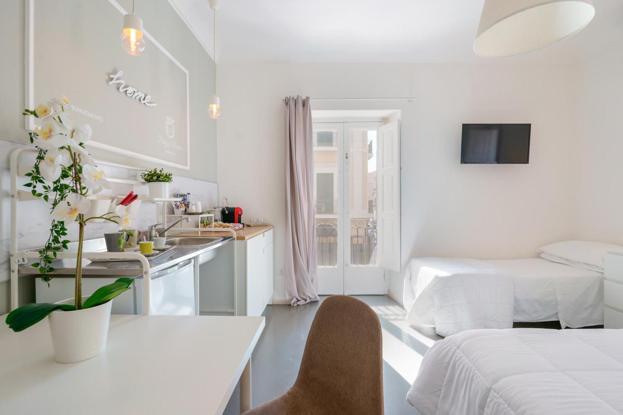 Palazzo Berardi Bed & Breakfast Taranto Bagian luar foto