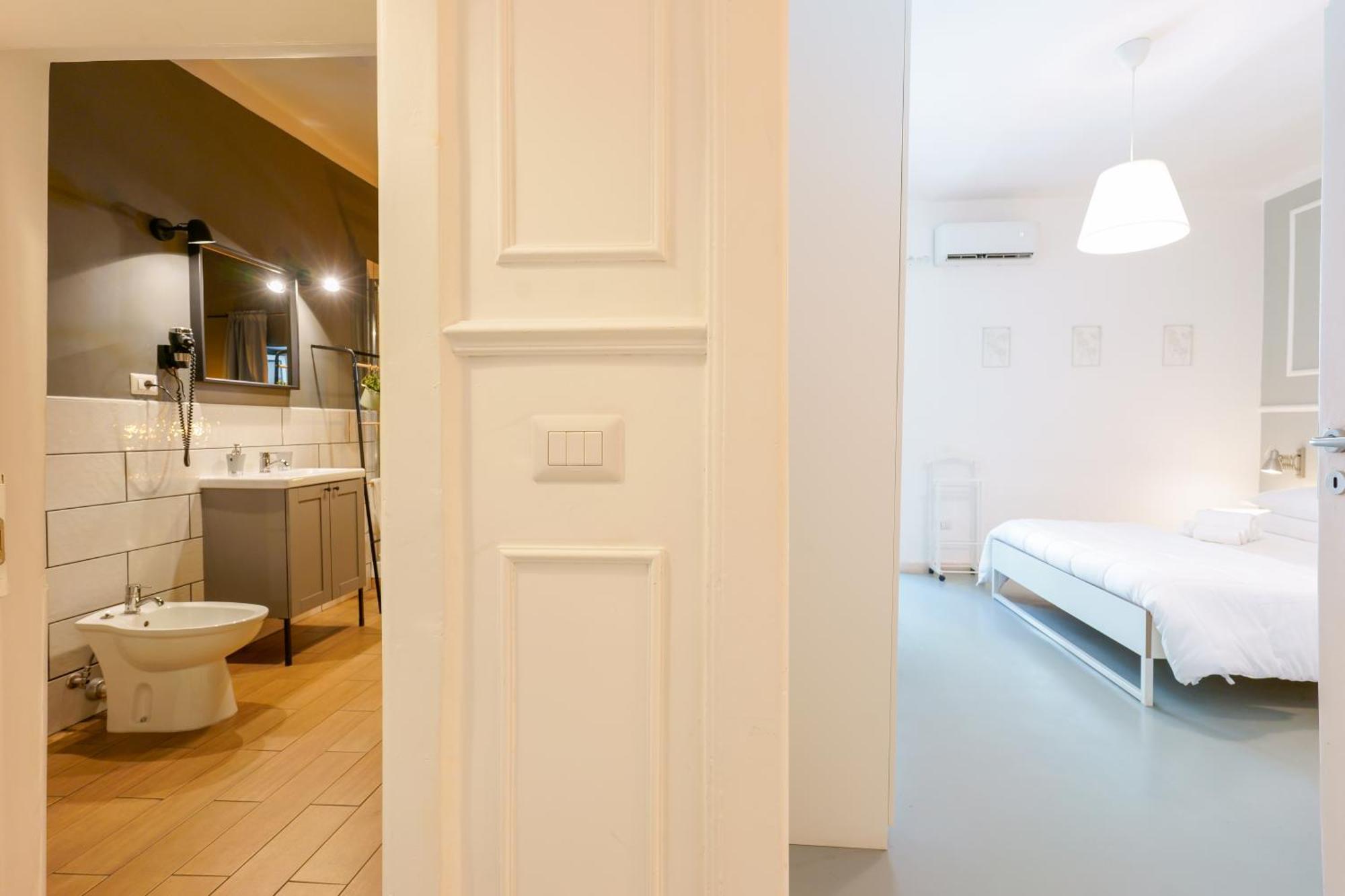 Palazzo Berardi Bed & Breakfast Taranto Bagian luar foto